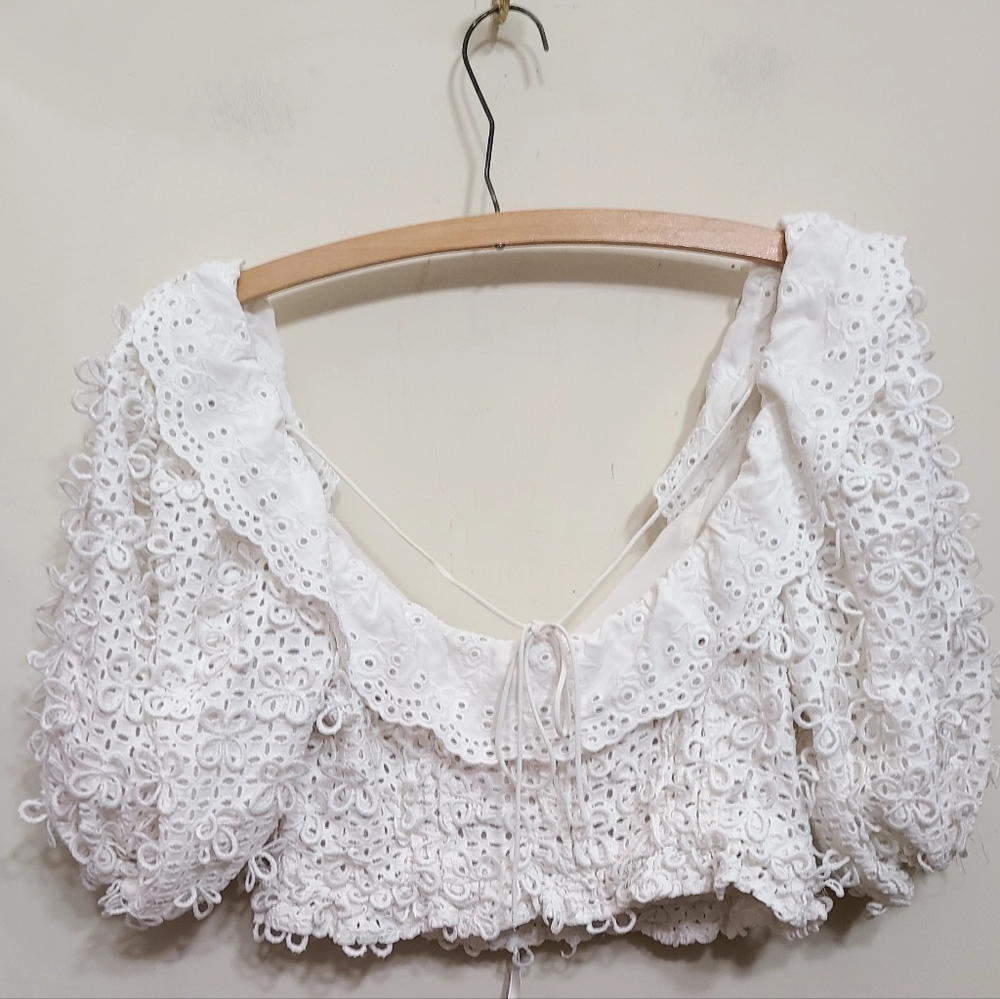 For Love And Lemons Cassis Eyelet 3D Lace Crop Top In White Size Medium - Picture 7 of 10